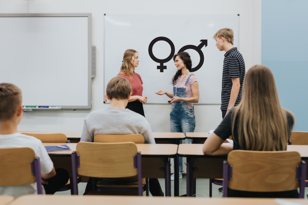 Avant-garde et la meilleure tradition dans l’éducation sexuelle